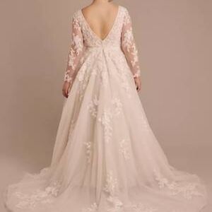 Elegant Lace Long Sleeve Wedding Dress